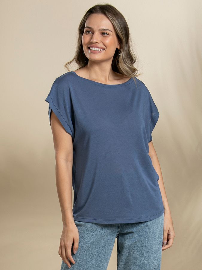 t shirt com aplicação