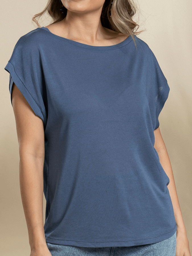 t shirt com aplicação